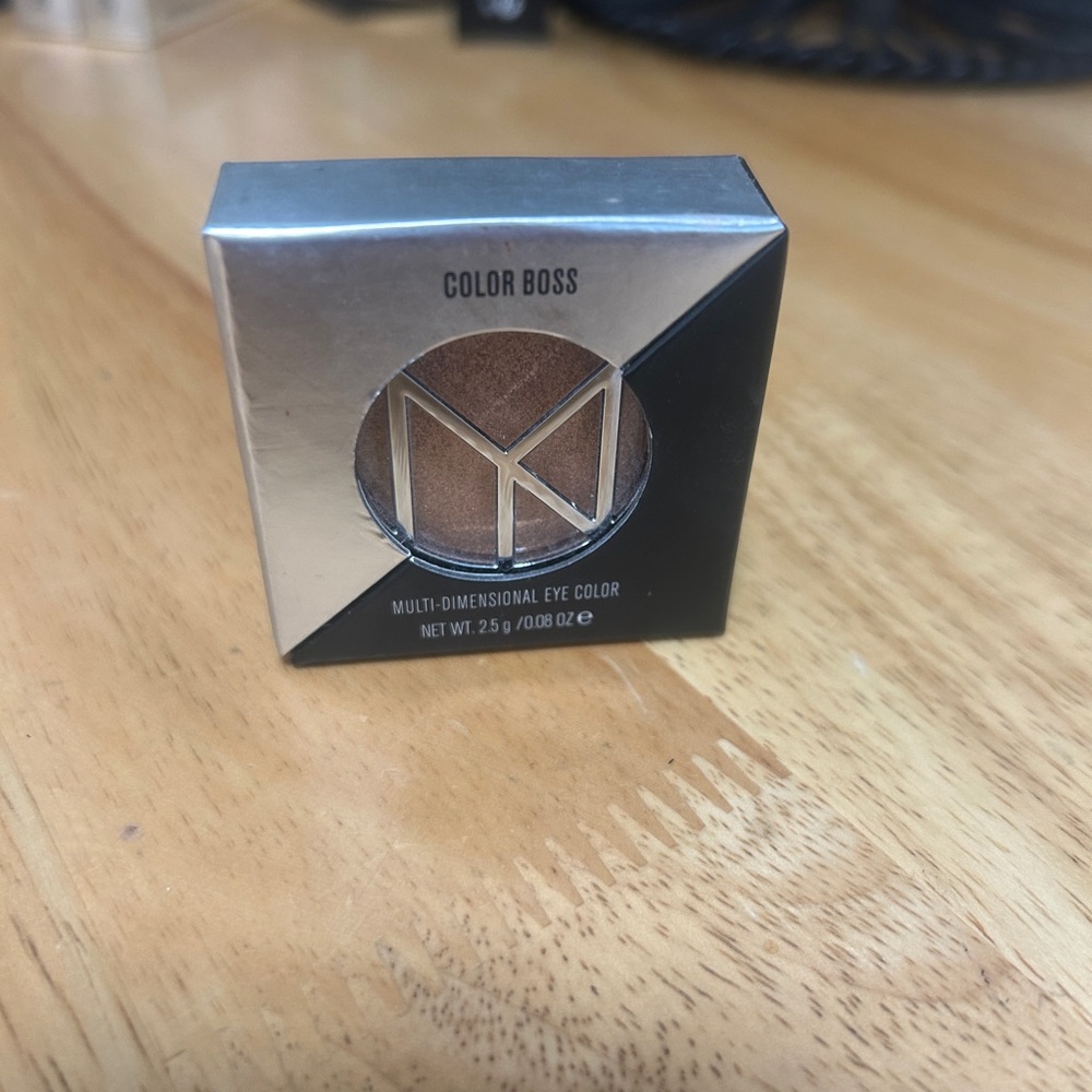 Il Makiage Multi-Dimensional Eye Color ~ 958 EYES ON THE PRIZE Color Boss ~BNIB